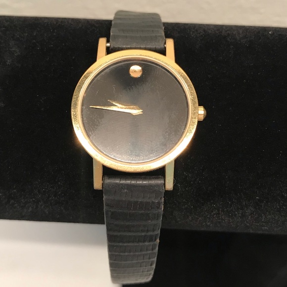 🎉HP🎉Movado Museum ladies watch yellow gold - Picture 13 of 13